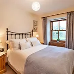 Nyaraló Finest Retreats - Bretherdale Hall *