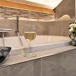 Finest Retreats - Bretherdale Hall Nyaraló *