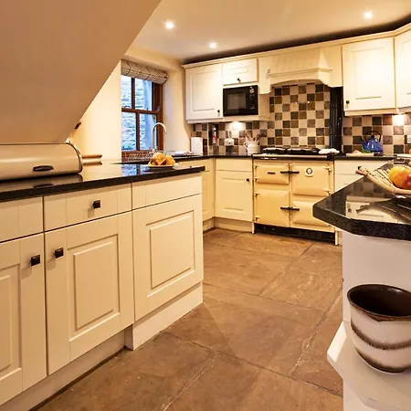 Finest Retreats - Bretherdale Hall * تيباي